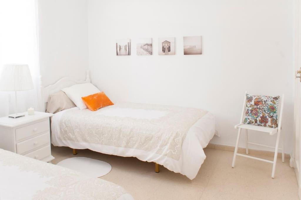 Apartment Seafront Unique Location B6
